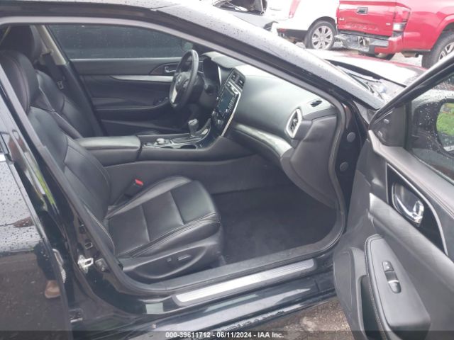 1N4AA6AP8JC385569 Nissan Maxima 3.5 Sl