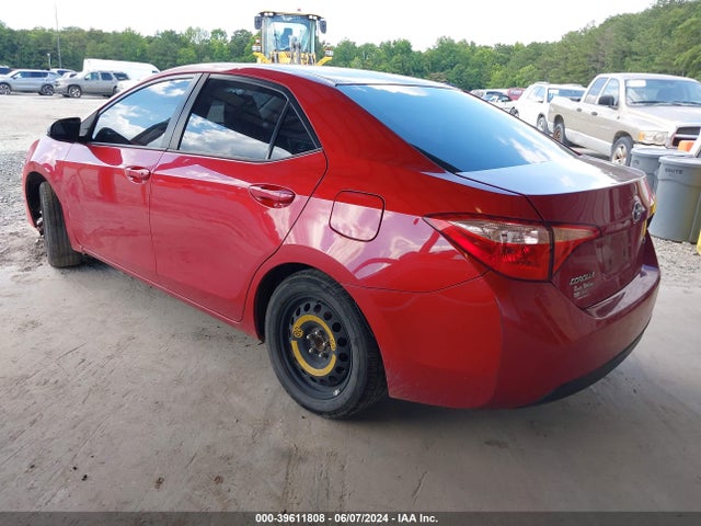 Toyota COROLLA LE 2018 2T1BURHE4JC102975 Image 3