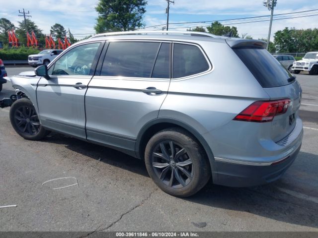 3VV3B7AX6NM016088 Volkswagen Tiguan 2.0t Se