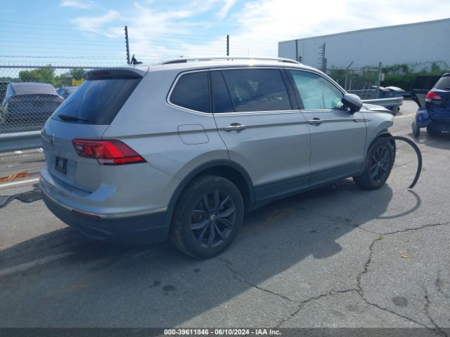 3VV3B7AX6NM016088 Volkswagen Tiguan 2.0t Se