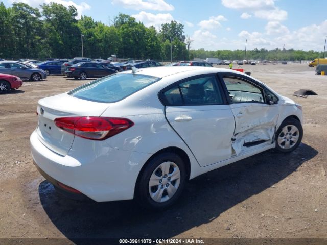 3KPFK4A75HE037541 KIA FORTE LX