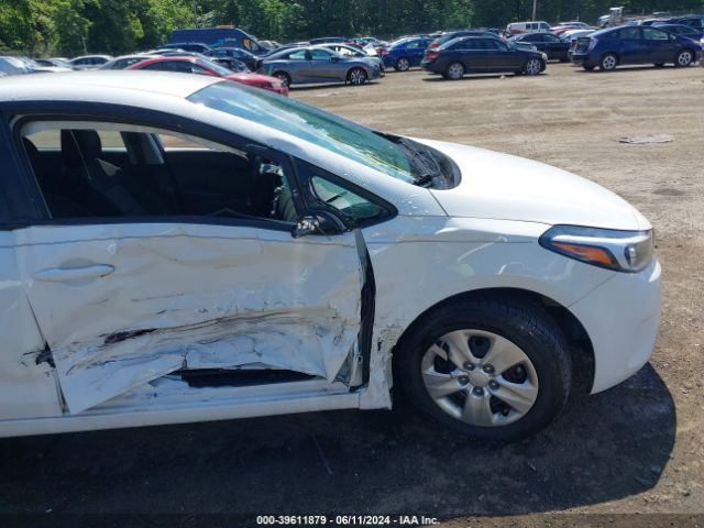 3KPFK4A75HE037541 KIA FORTE LX
