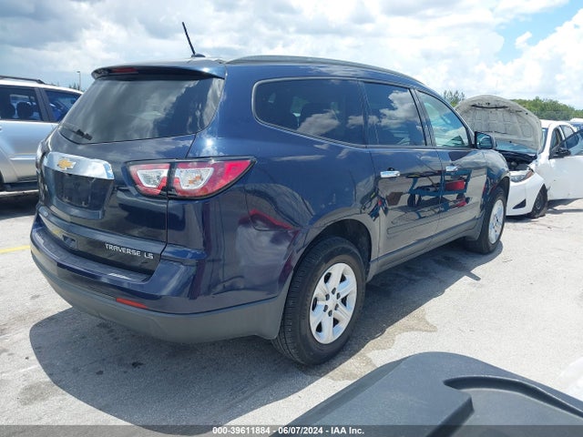 Chevrolet Traverse Ls 2015 1GNKRFED9FJ188279 Image 4