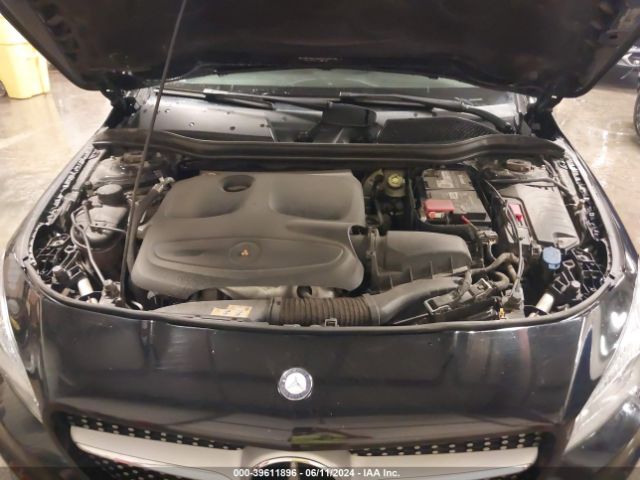 WDDSJ4GBXGN339081 Mercedes-Benz CLA 250 4MATIC