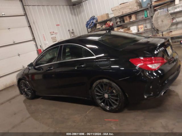WDDSJ4GBXGN339081 Mercedes-Benz CLA 250 4MATIC