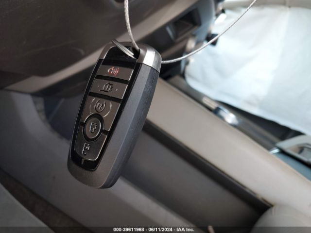 1FMJU1HT0MEA39009 Ford Expedition Xlt