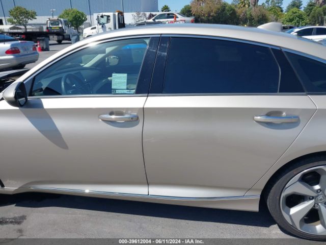 1HGCV2F95JA016188 Honda Accord Touring 2.0t