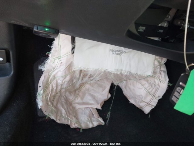 1HGCV2F95JA016188 Honda Accord Touring 2.0t