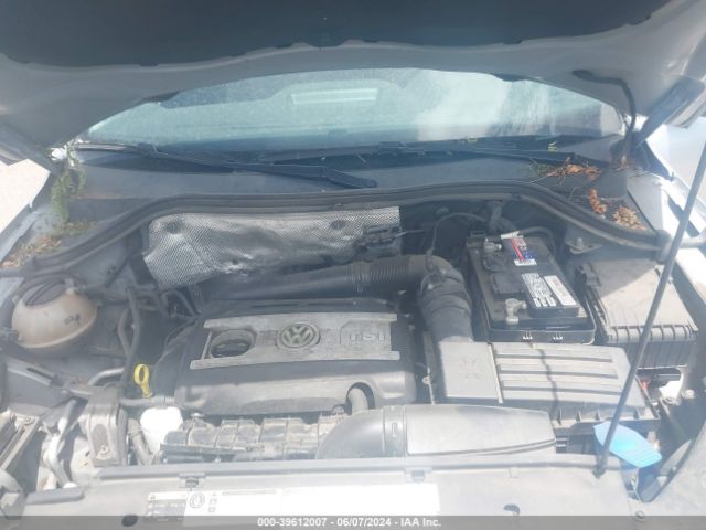 WVGBV7AX7FW105795 Volkswagen TIGUAN SE
