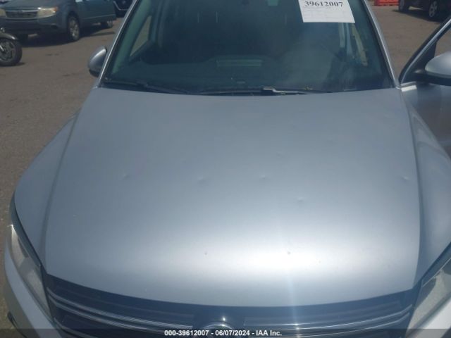 WVGBV7AX7FW105795 Volkswagen TIGUAN SE
