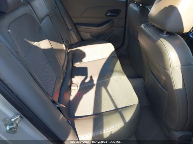 1G11E5SL4EF294882 Chevrolet MALIBU 2LT