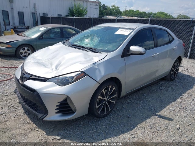 Toyota COROLLA SE 2017 5YFBURHE9HP631218 Image 2