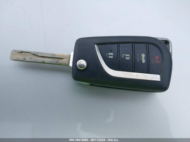 Toyota COROLLA LE 2020 JTDEPRAE9LJ047056 Image 11
