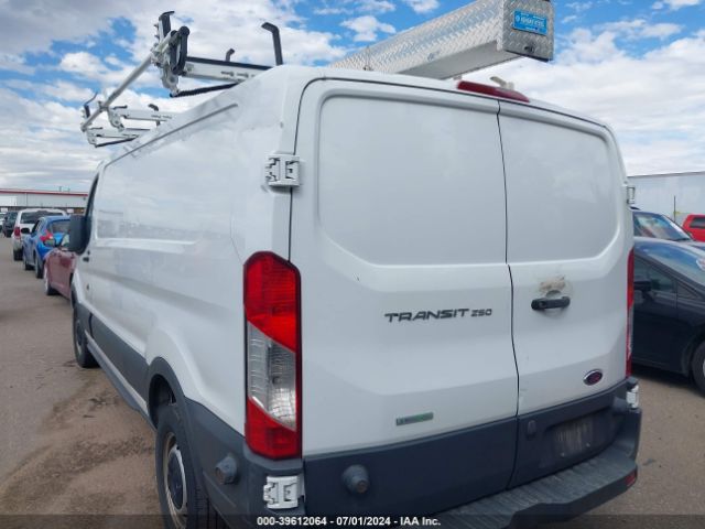 1FTYR2YG6JKA35895 Ford Transit-250