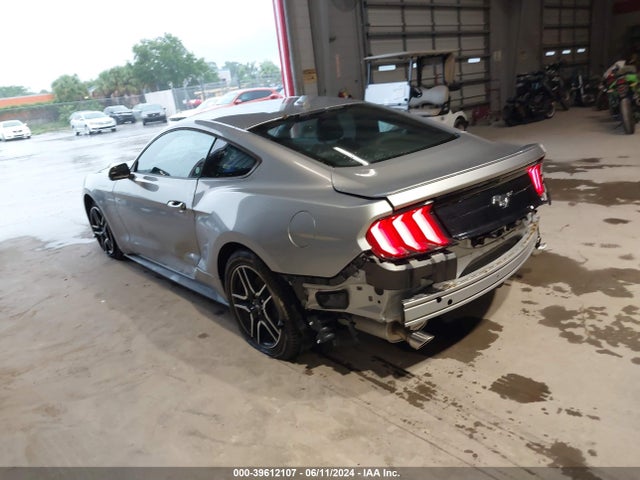 Ford Mustang Ecoboost Premium Fastback 2020 1FA6P8TH0L5138849 Image 3