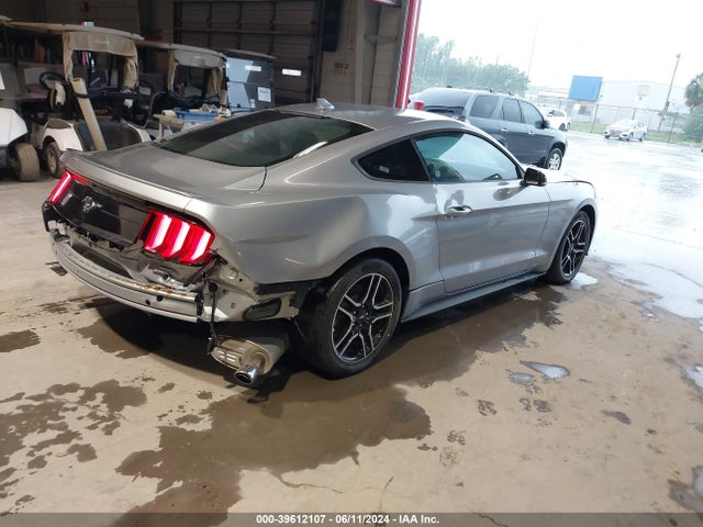 Ford Mustang Ecoboost Premium Fastback 2020 1FA6P8TH0L5138849 Image 4