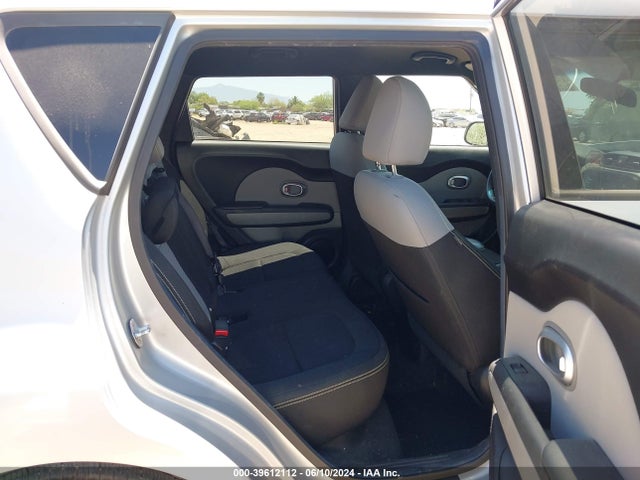 KIA SOUL + 2015 KNDJP3A54F7768317 Image 8