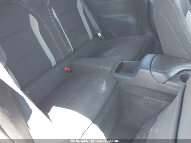 Chevrolet Camaro 1lt 2019 1G1FB3DS6K0116574 Image 8