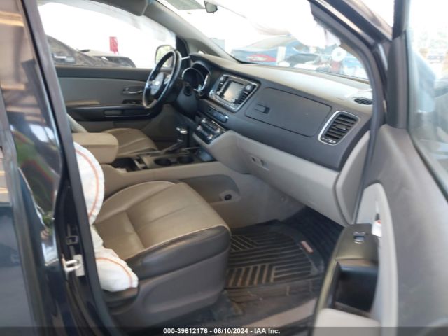 KNDMB5C16H6249327 KIA SEDONA LX