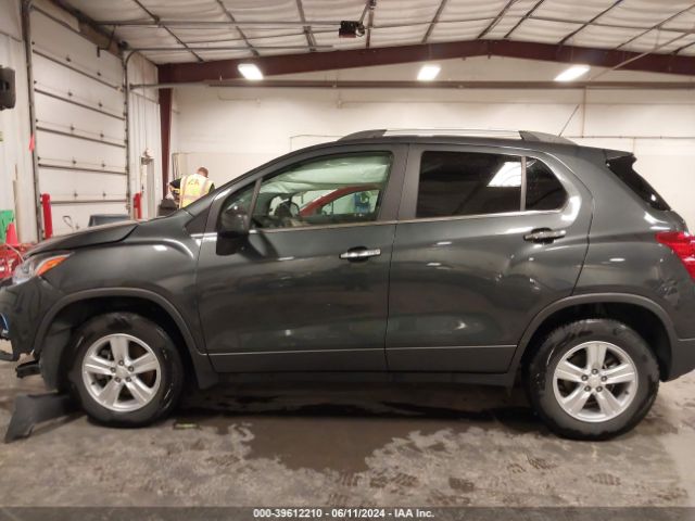3GNCJPSB0JL244499 Chevrolet Trax Lt