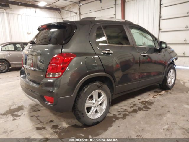 3GNCJPSB0JL244499 Chevrolet Trax Lt