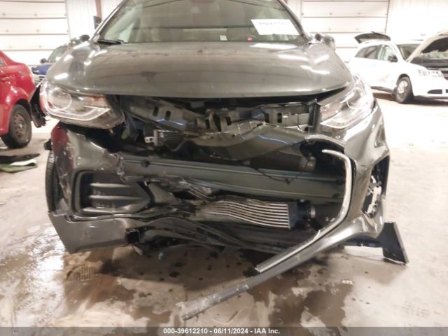 3GNCJPSB0JL244499 Chevrolet Trax Lt