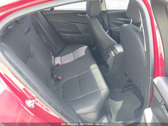 SAJAD4BG8HA974651 Jaguar Xe 25t Premium