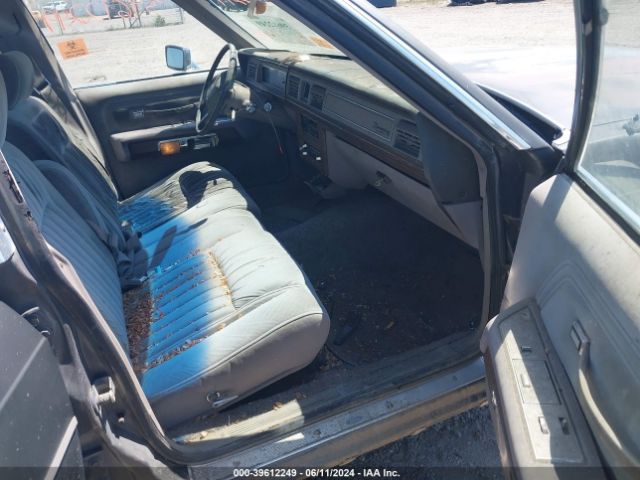 1989 FORD CROWN VICTORIA 2FABP74F4KX196885 Photo 4