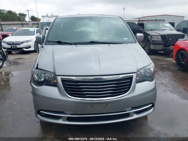 2C4RC1HG8FR710946 Chrysler Town & Country S