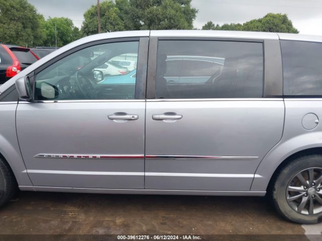2C4RC1HG8FR710946 Chrysler Town & Country S