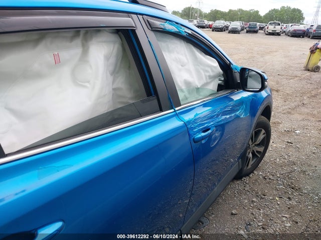 Toyota Rav4 Xle 2017 2T3WFREV5HW390022 Image 13
