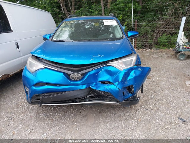 Toyota Rav4 Xle 2017 2T3WFREV5HW390022 Image 6