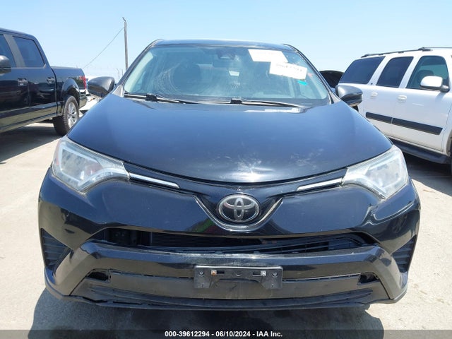 Toyota RAV4 LE 2018 2T3ZFREV5JW429968 Image 12