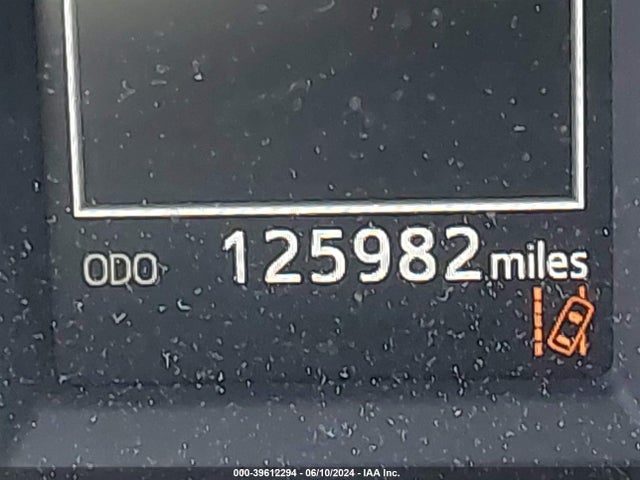 Toyota RAV4 LE 2018 2T3ZFREV5JW429968 Image 15
