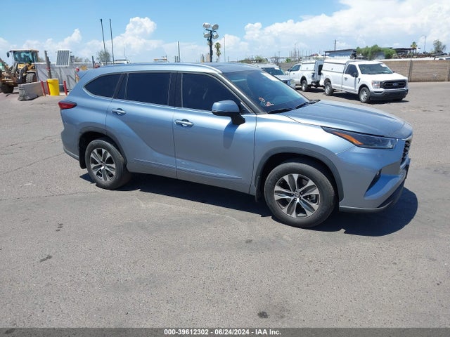 Toyota Highlander Xle 2021 5TDHZRAHXMS033124 zdjęcie główne