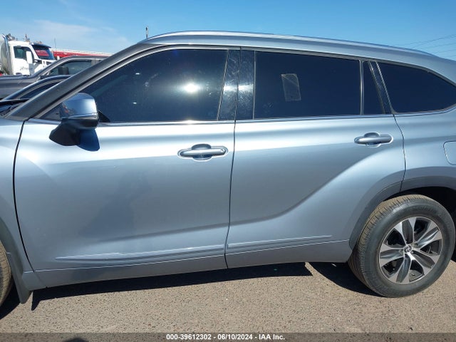 Toyota Highlander Xle 2021 5TDHZRAHXMS033124 Image 14