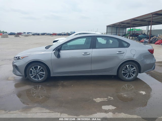 KIA Forte Lxs 2023 3KPF24AD4PE666406 Image 14