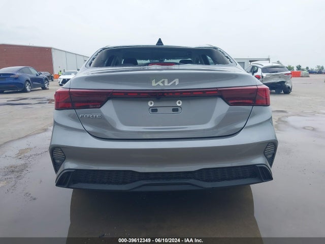 KIA Forte Lxs 2023 3KPF24AD4PE666406 Image 16