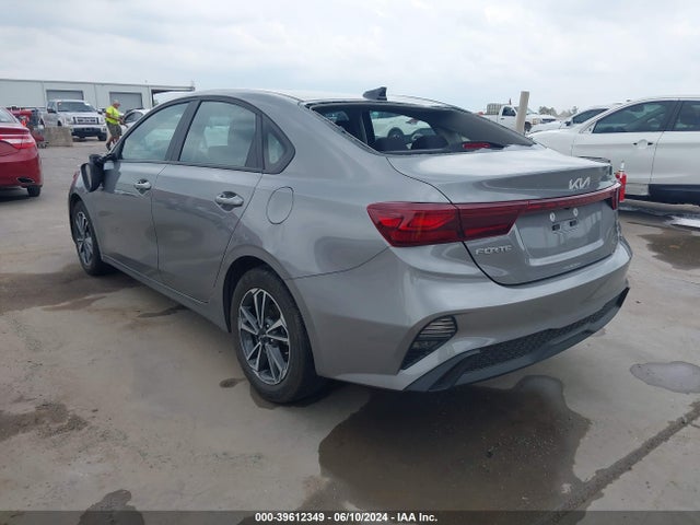 KIA Forte Lxs 2023 3KPF24AD4PE666406 Image 3