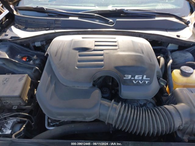 2C3CCAGG3GH161837 Chrysler 300 300s