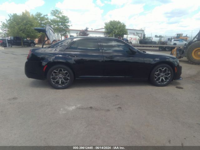 2C3CCAGG3GH161837 Chrysler 300 300s