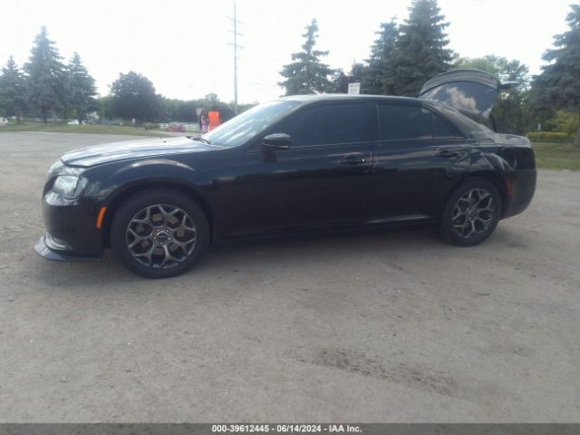 2C3CCAGG3GH161837 Chrysler 300 300s