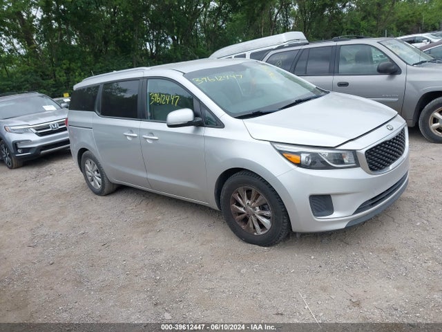 2016 KNDMB5C16G6081932 main image