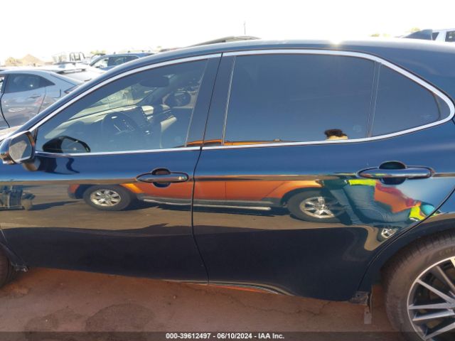 4T1F31AK2MU549751 Toyota Camry Xle Hybrid