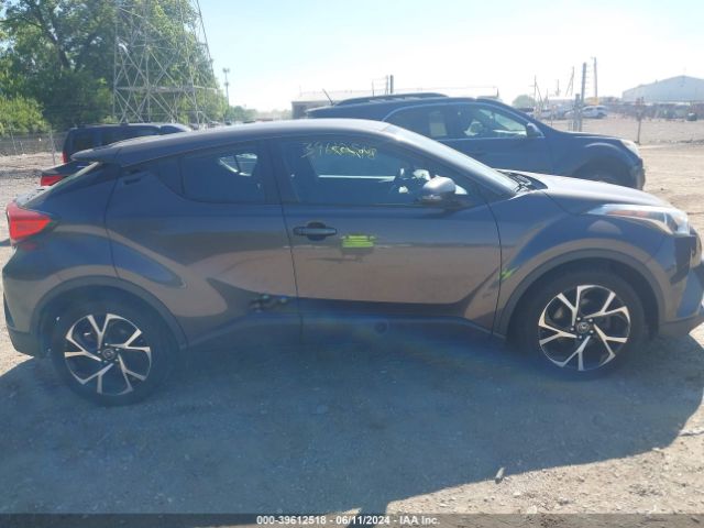 NMTKHMBX3JR029069 Toyota C-hr Xle Premium