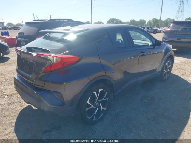 NMTKHMBX3JR029069 Toyota C-hr Xle Premium