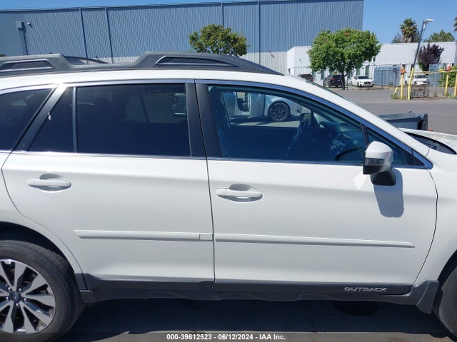 Subaru Outback 2.5i Limited 2015 4S4BSAJC3F3243306 Image 13
