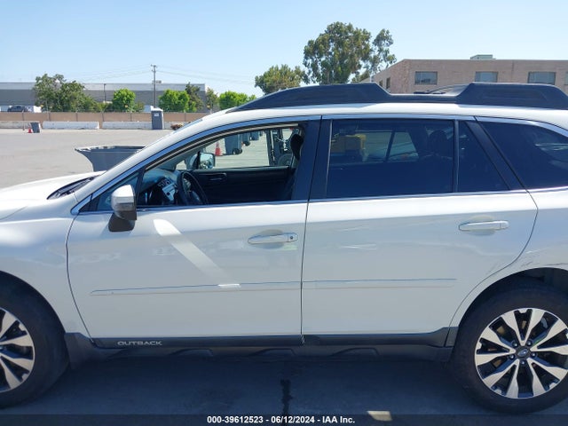 Subaru Outback 2.5i Limited 2015 4S4BSAJC3F3243306 Image 14