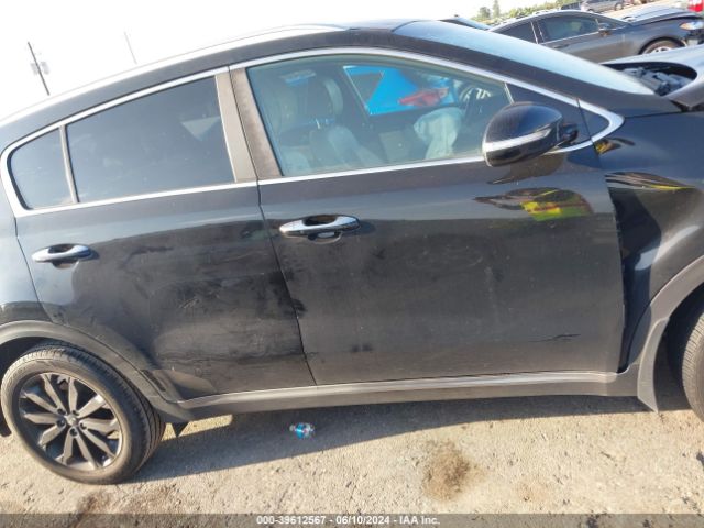 KNDPN3AC9J7477481 KIA Sportage Ex