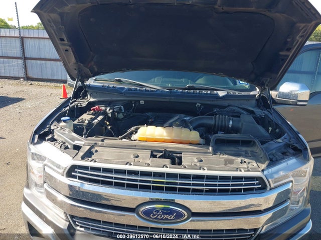 Ford F-150 Lariat 2018 1FTEW1E54JKF86111 Image 10